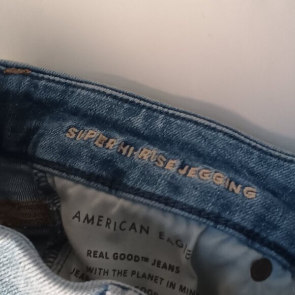 American Eagle Denim Jeans Size 4 Mid Rise Skinny Medium Light Wash Distressed - Picture 6 of 11